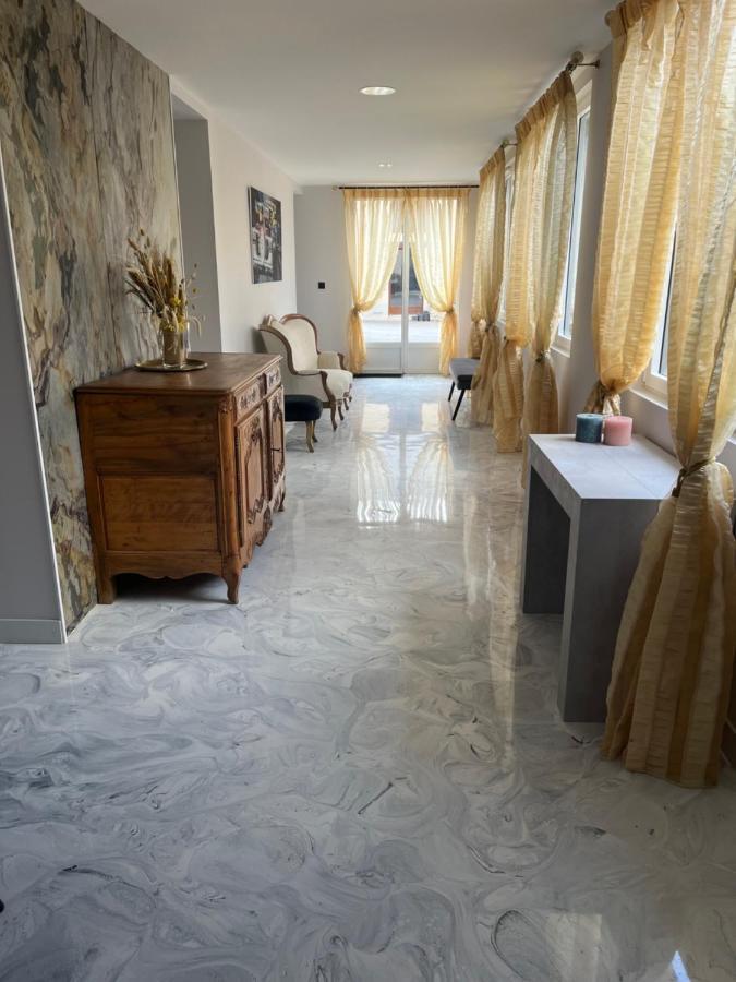 Domaine Pierre Monnaie Villa Verzy Bagian luar foto